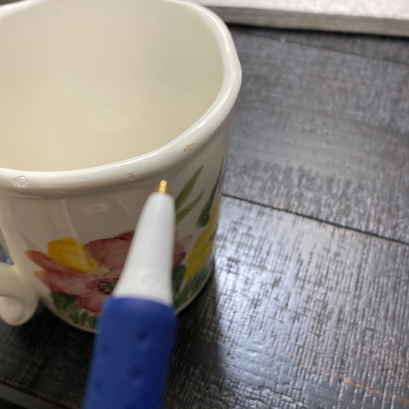 Preloved Maxcera Bunny Mug! - Picture 7 of 7